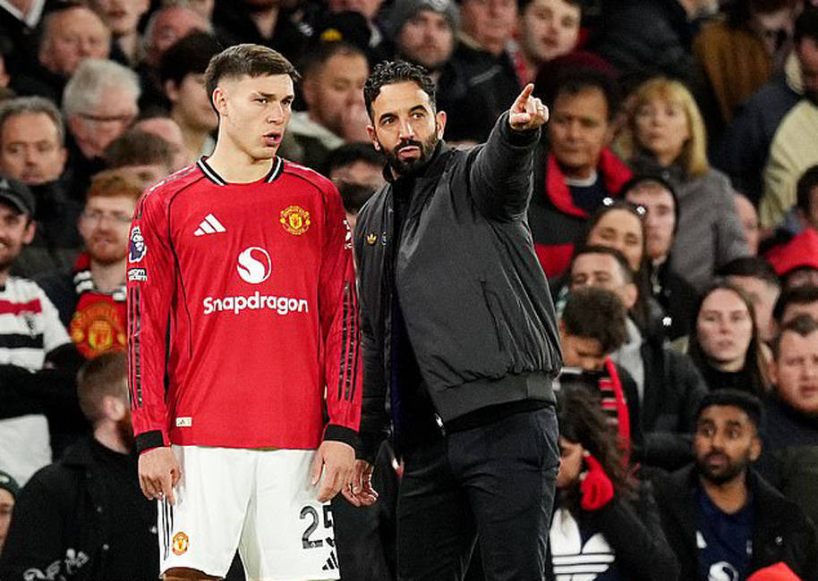 阿莫林点名批评曼联一嫡系！训练必须加把劲，否则明年就买人替代